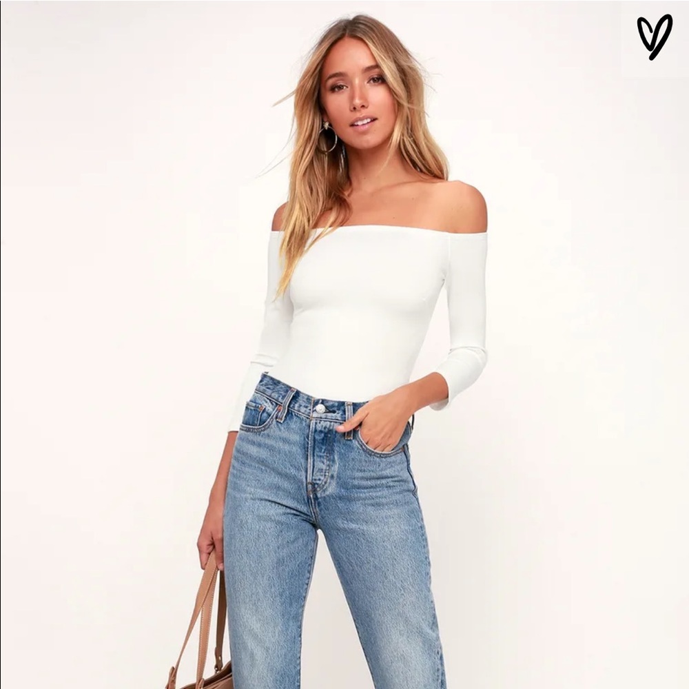 Lulus white off the shoulder bodysuit - Picture 3 of 11